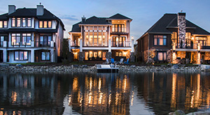 Lakefront Estate show homes on Mahogany Lake